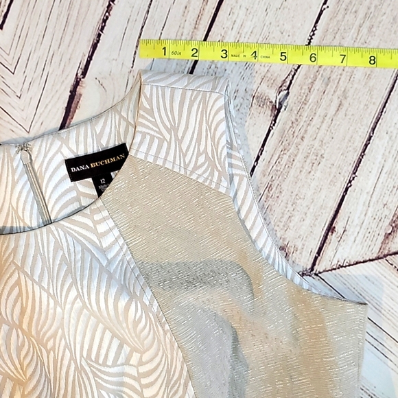 Dana Buchman 12 Sheath Dress Textured Leaves Gold - Picture 9 of 11